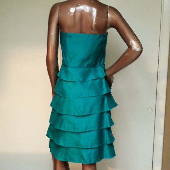 Tahari Jade Ruffled Cocktail Dress - Picture 3 of 4